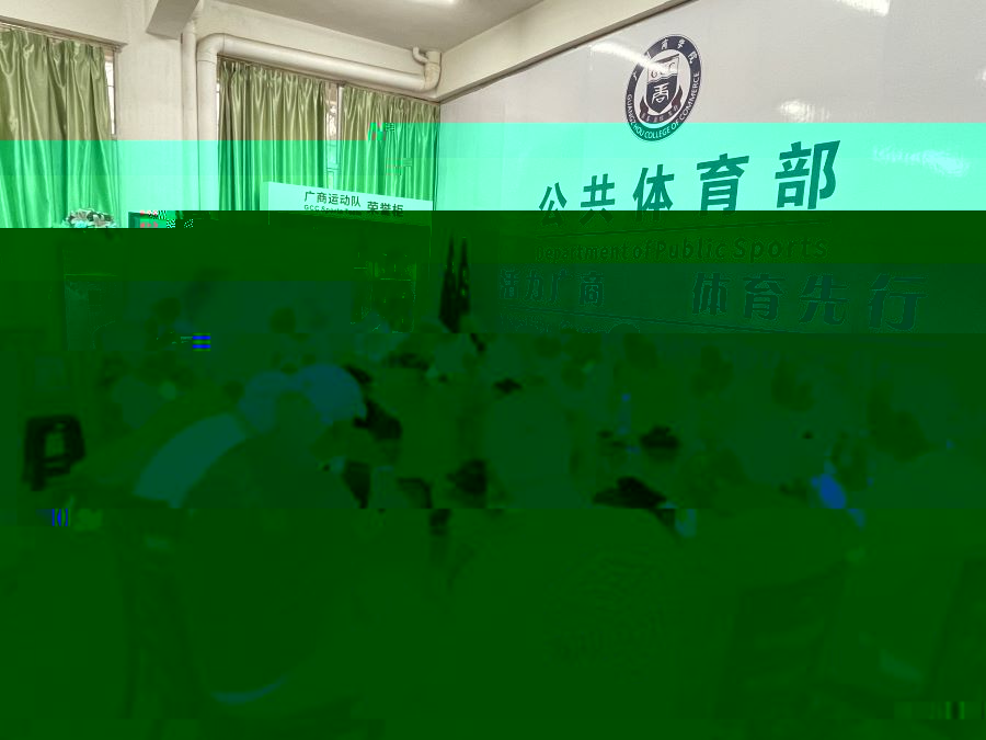 5志願者們送餐後休息.jpg