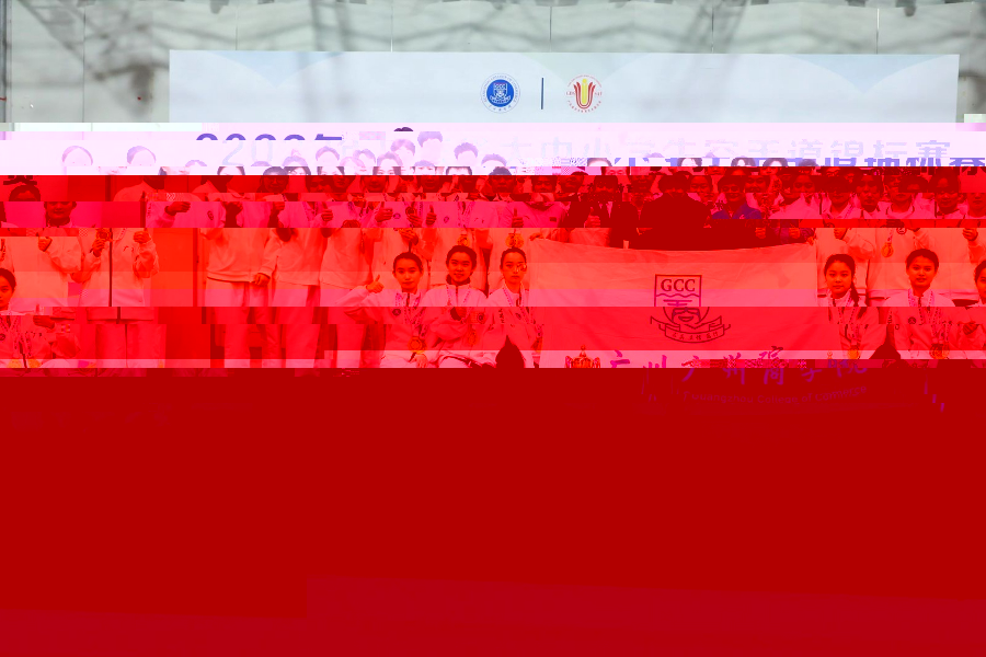 5太阳空手道隊員合影.jpeg